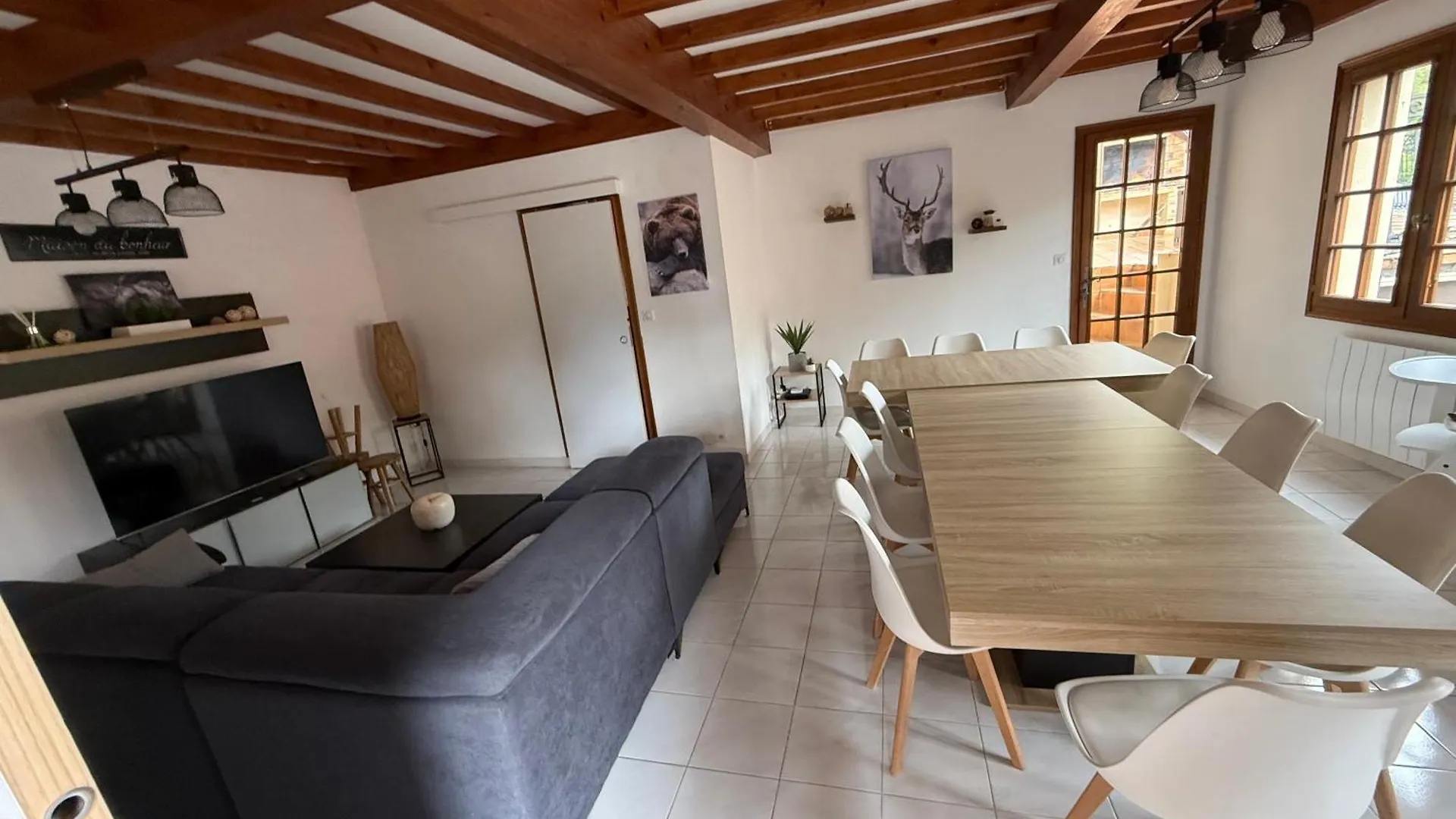 Gite Boutx 6 Personnes Avec Deux Lits Doubles Et 1 Canape Lit 木屋